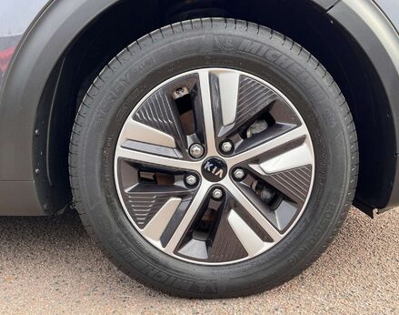 Kia Niro 1.6 Niro 2 Semi-Auto 5dr 16