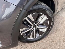 Kia Niro 1.6 Niro 2 Semi-Auto 5dr 3