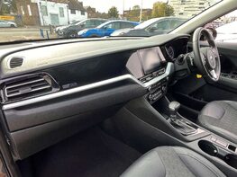 Kia Niro 1.6 Niro 2 Semi-Auto 5dr 17