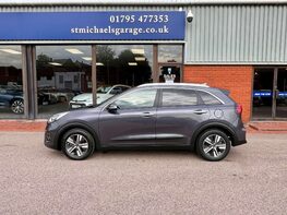 Kia Niro 1.6 Niro 2 Semi-Auto 5dr 11
