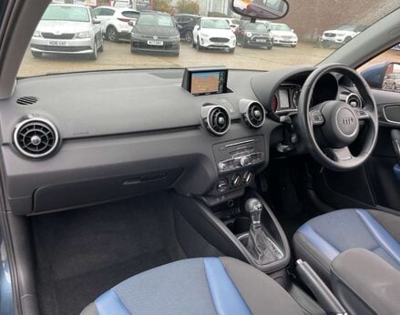 Audi A1 1.0 A1 Sport Nav TFSI Semi-Auto 3dr 24