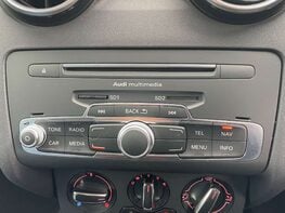 Audi A1 1.0 A1 Sport Nav TFSI Semi-Auto 3dr 42