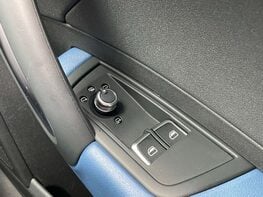 Audi A1 1.0 A1 Sport Nav TFSI Semi-Auto 3dr 54