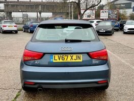 Audi A1 1.0 A1 Sport Nav TFSI Semi-Auto 3dr 6