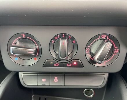 Audi A1 1.0 A1 Sport Nav TFSI Semi-Auto 3dr 43