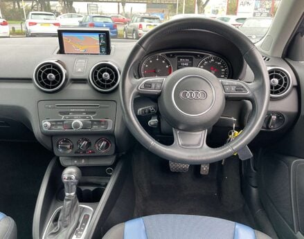 Audi A1 1.0 A1 Sport Nav TFSI Semi-Auto 3dr 18