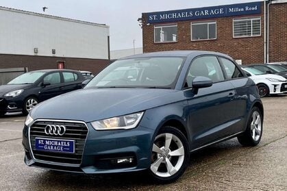 Audi A1 1.0 A1 Sport Nav TFSI Semi-Auto 3dr