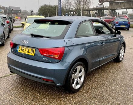 Audi A1 1.0 A1 Sport Nav TFSI Semi-Auto 3dr 9