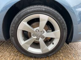 Audi A1 1.0 A1 Sport Nav TFSI Semi-Auto 3dr 15