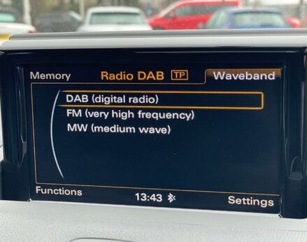 Audi A1 1.0 A1 Sport Nav TFSI Semi-Auto 3dr 28