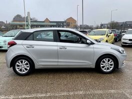 Hyundai i20 1.4 I20 SE MPI Auto 5dr 10