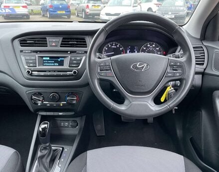 Hyundai i20 1.4 I20 SE MPI Auto 5dr 18
