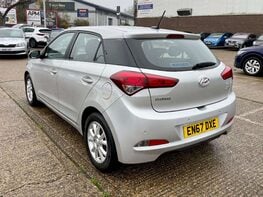 Hyundai i20 1.4 I20 SE MPI Auto 5dr 8