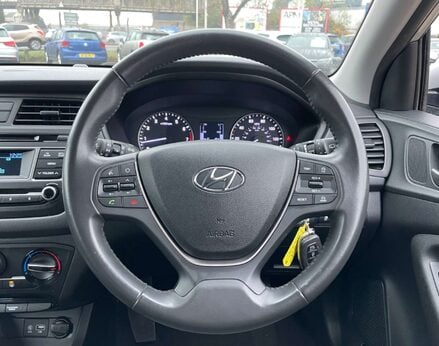 Hyundai i20 1.4 I20 SE MPI Auto 5dr 19