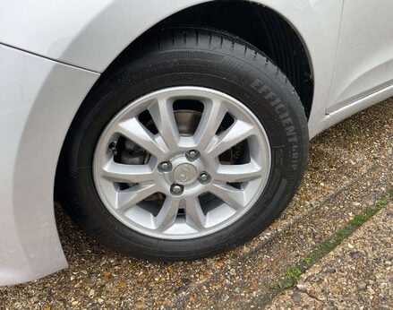 Hyundai i20 1.4 I20 SE MPI Auto 5dr 3