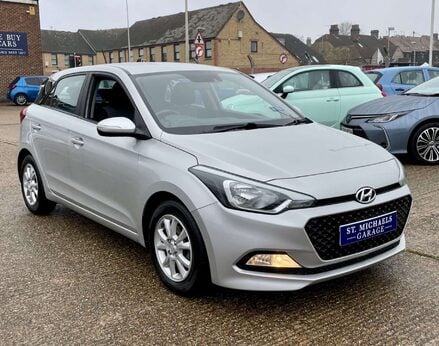 Hyundai i20 1.4 I20 SE MPI Auto 5dr 4