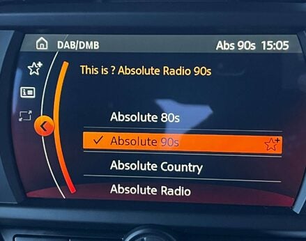 Mini Hatch 1.5 Cooper Sport Auto 3dr 31