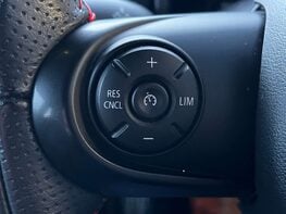 Mini Hatch 1.5 Cooper Sport Auto 3dr 59