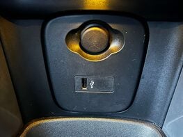 Mini Hatch 1.5 Cooper Sport Auto 3dr 55