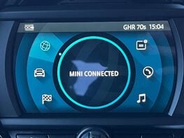 Mini Hatch 1.5 Cooper Sport Auto 3dr 28