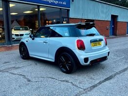 Mini Hatch 1.5 Cooper Sport Auto 3dr 9