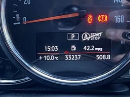 Mini Hatch 1.5 Cooper Sport Auto 3dr 23