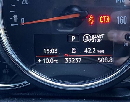 Mini Hatch 1.5 Cooper Sport Auto 3dr 23