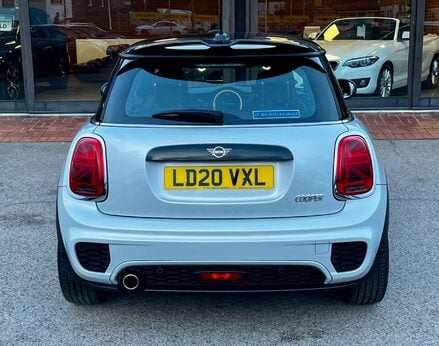 Mini Hatch 1.5 Cooper Sport Auto 3dr 6