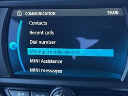 Mini Hatch 1.5 Cooper Sport Auto 3dr 35