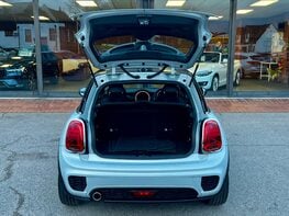 Mini Hatch 1.5 Cooper Sport Auto 3dr 68