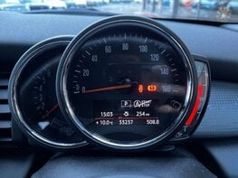 Mini Hatch 1.5 Cooper Sport Auto 3dr 21