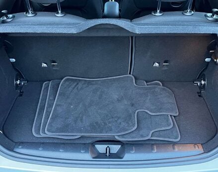 Mini Hatch 1.5 Cooper Sport Auto 3dr 70