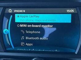 Mini Hatch 1.5 Cooper Sport Auto 3dr 29