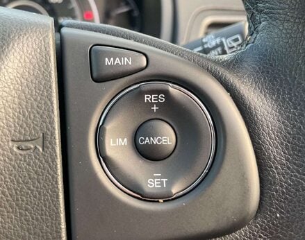 Honda CR-V 2.0 CR-V EX i-VTec Auto 4WD 5dr 50