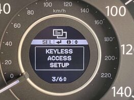 Honda CR-V 2.0 CR-V EX i-VTec Auto 4WD 5dr 23