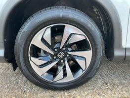 Honda CR-V 2.0 CR-V EX i-VTec Auto 4WD 5dr 16