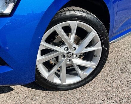 Skoda Kamiq 1.0 Kamiq SE L Executive TSI 5dr 3