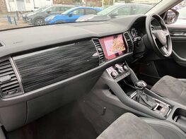 Skoda Kodiaq 2.0 Kodiaq SE L TSi 4x4 Semi-Auto 4WD 5dr 17