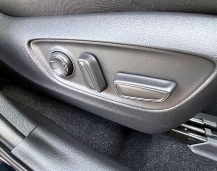 Toyota Rav4 2.5 RAV4 Design PHEV Auto 4WD 5dr 60