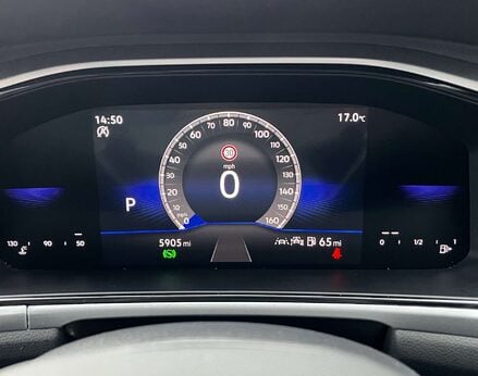 Volkswagen T-Roc 1.5 T-Roc Match TSI S-A 5dr 23