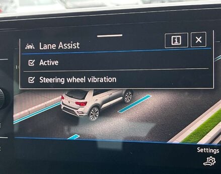 Volkswagen T-Roc 1.5 T-Roc Match TSI S-A 5dr 41