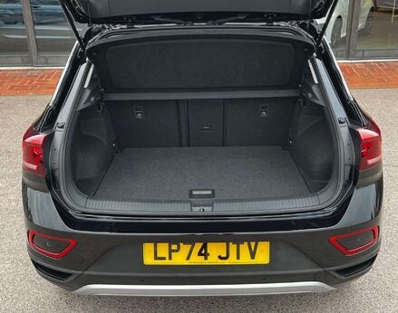 Volkswagen T-Roc 1.5 T-Roc Match TSI S-A 5dr 71