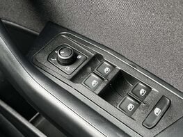 Volkswagen T-Roc 1.5 T-Roc Match TSI S-A 5dr 69