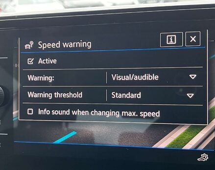 Volkswagen T-Roc 1.5 T-Roc Match TSI S-A 5dr 37