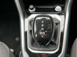 Volkswagen T-Roc 1.5 T-Roc Match TSI S-A 5dr 59