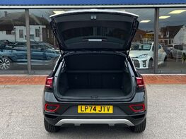 Volkswagen T-Roc 1.5 T-Roc Match TSI S-A 5dr 70
