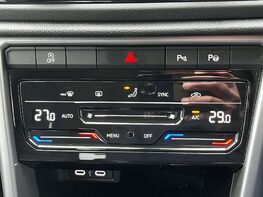 Volkswagen T-Roc 1.5 T-Roc Match TSI S-A 5dr 51