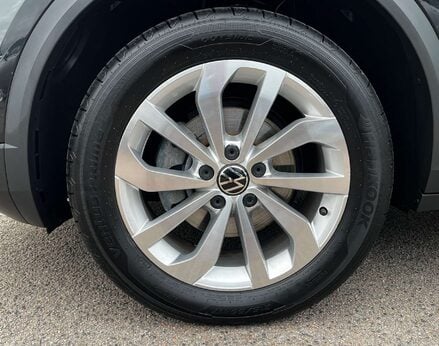 Volkswagen T-Roc 1.5 T-Roc Match TSI S-A 5dr 13