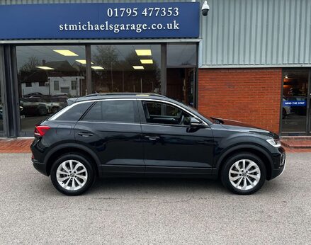 Volkswagen T-Roc 1.5 T-Roc Match TSI S-A 5dr 10