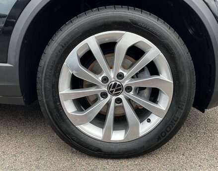 Volkswagen T-Roc 1.5 T-Roc Match TSI S-A 5dr 16